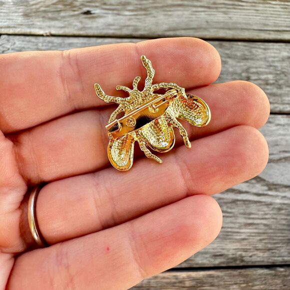 Vintage Jewelry Red and Black Bee Brooch Pin - Picture 2 of 2